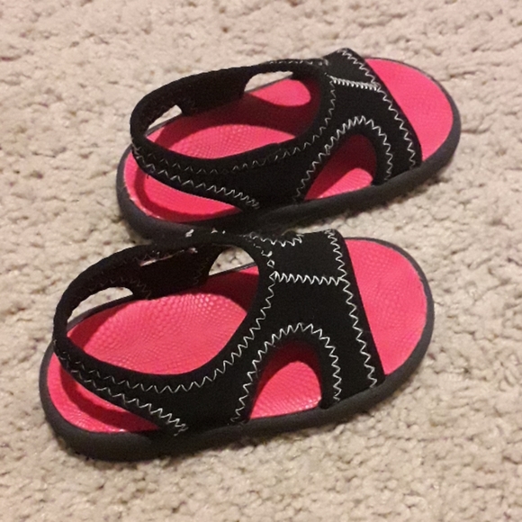 Toddler Boy Sandals - Picture 2 of 6